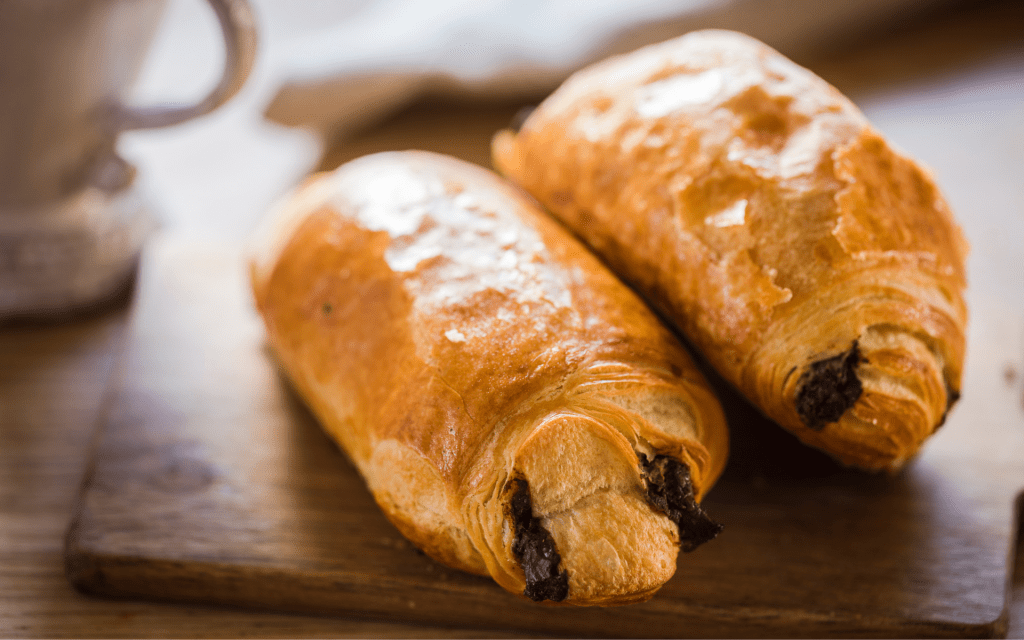 pain au chocolat - chocolatine - les fournils de france